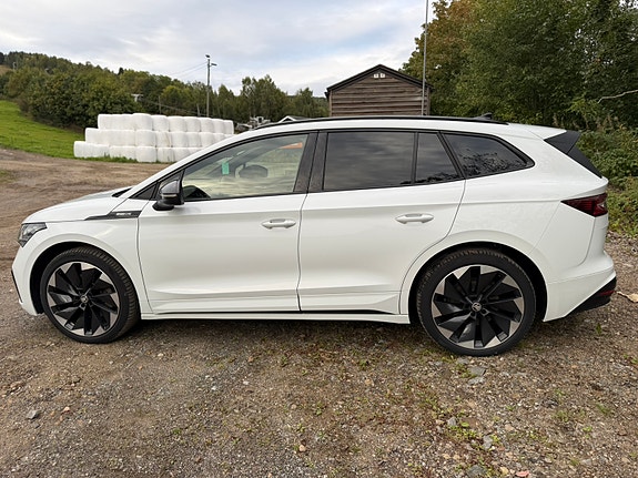 Skoda Enyaq 8 of 23