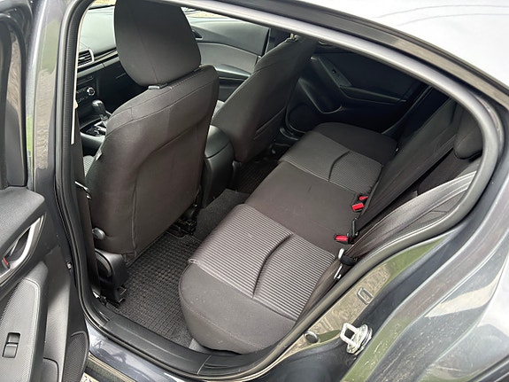 Mazda 3 12 of 29
