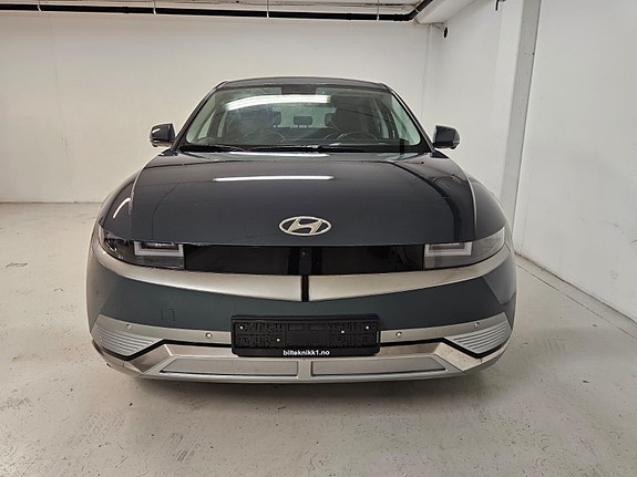 Hyundai Ioniq 5 2 of 18