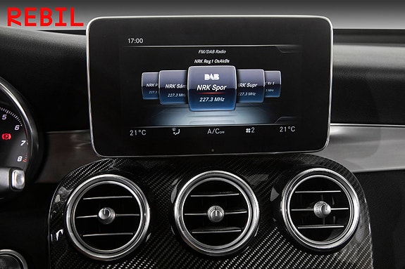 Mercedes-Benz GLC350 e 17 of 30