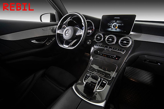 Mercedes-Benz GLC350 e 15 of 30