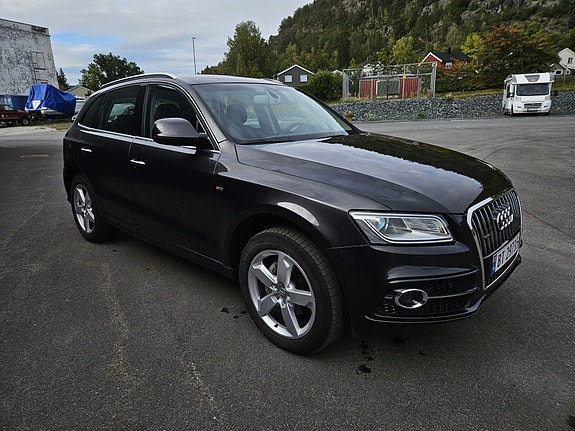 Audi Q5 4 of 24