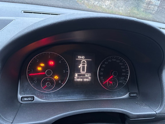 Volkswagen Caddy 8 of 9