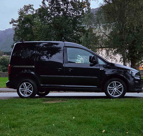 Volkswagen Caddy 8 of 19