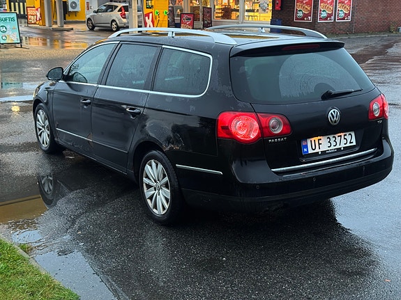 Volkswagen Passat 11 of 30