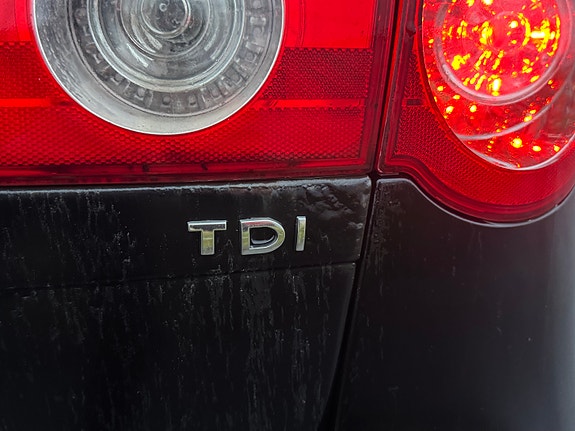 Volkswagen Passat 15 of 30