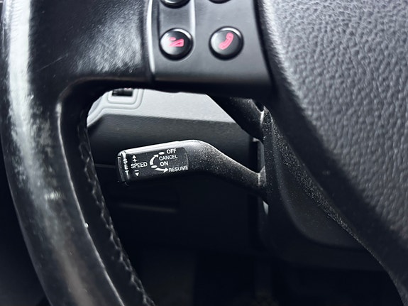 Volkswagen Passat 6 of 30