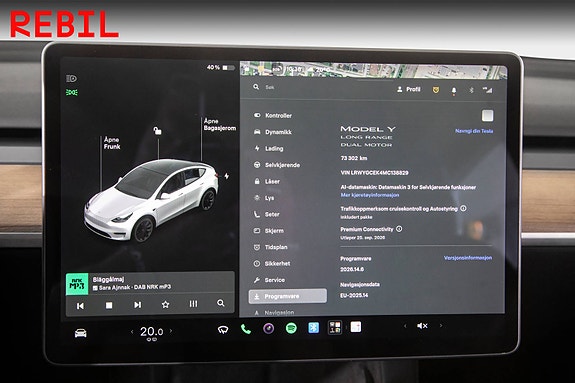 Tesla Model Y 13 of 27