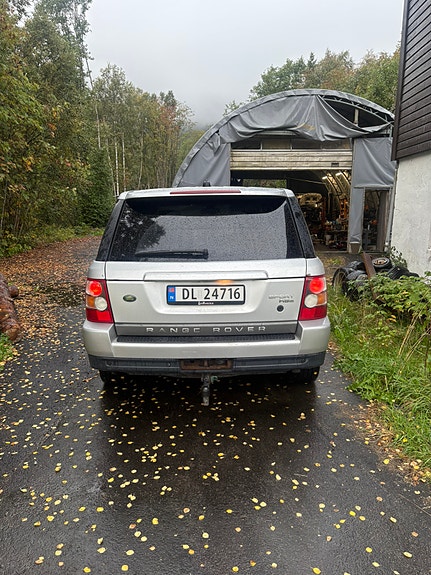 Land Rover Range Rover 2 of 30