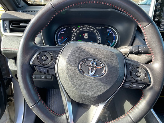Toyota RAV4 9 of 10