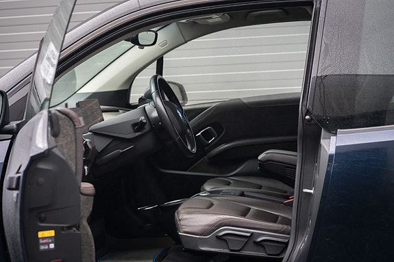 BMW i3 9 of 24