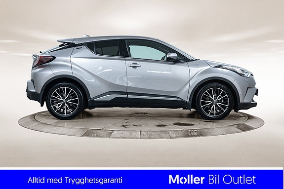 Toyota C-HR 6 of 21
