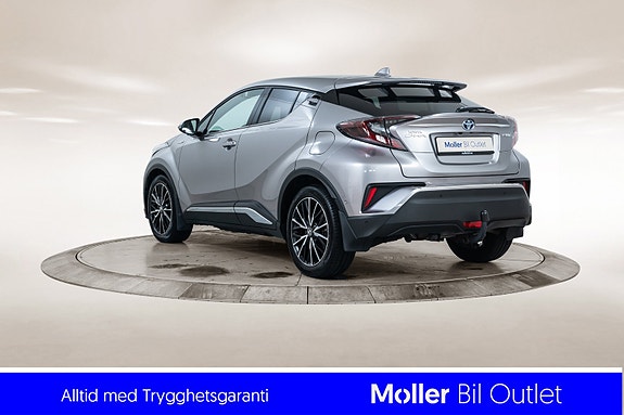 Toyota C-HR 3 of 21