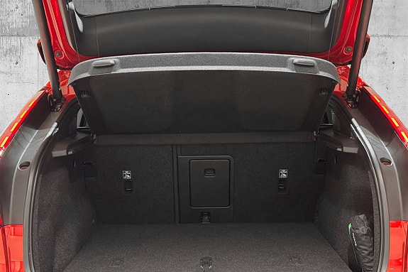 Volvo C40 10 of 26