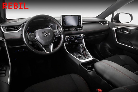 Toyota RAV4 9 of 25