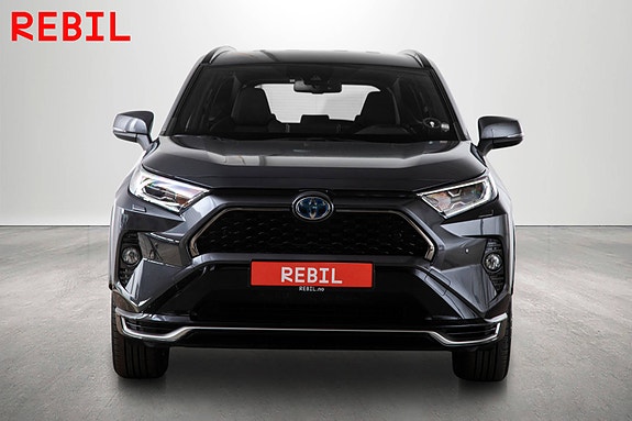Toyota RAV4 3 of 25