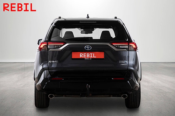 Toyota RAV4 6 of 25