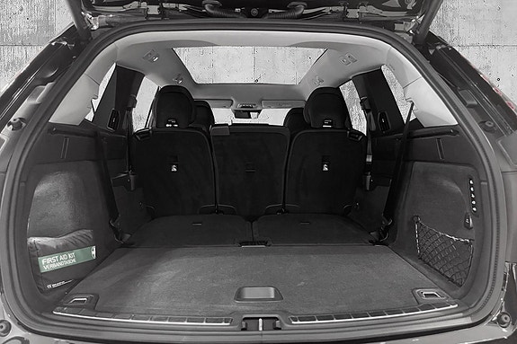 Volvo EX90 10 of 30