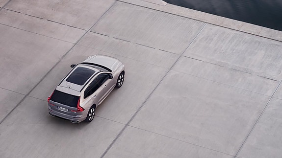 Volvo XC60 9 of 27