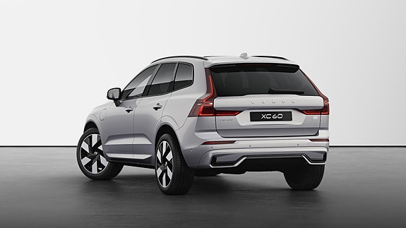 Volvo XC60 4 of 27