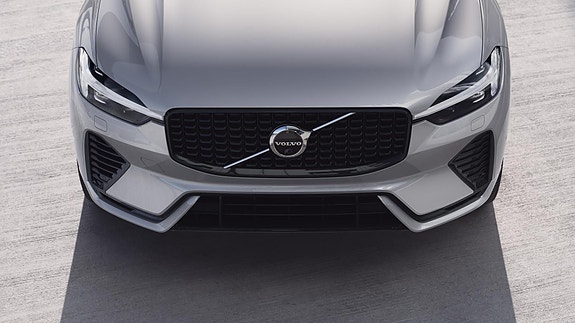 Volvo XC60 10 of 27