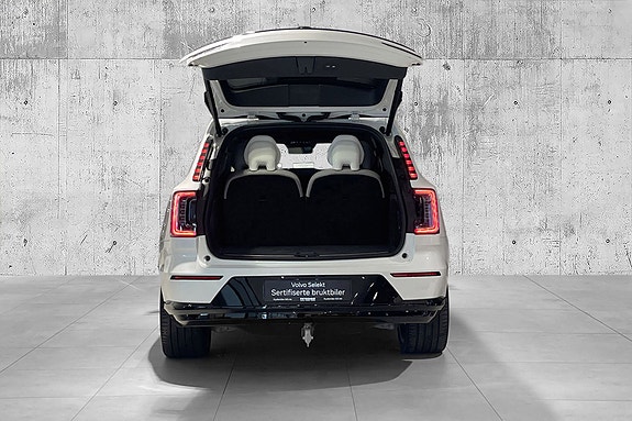 Volvo EX90 9 of 30