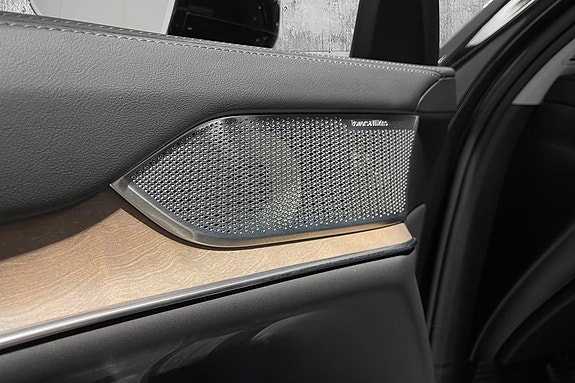 Volvo EX90 17 of 30