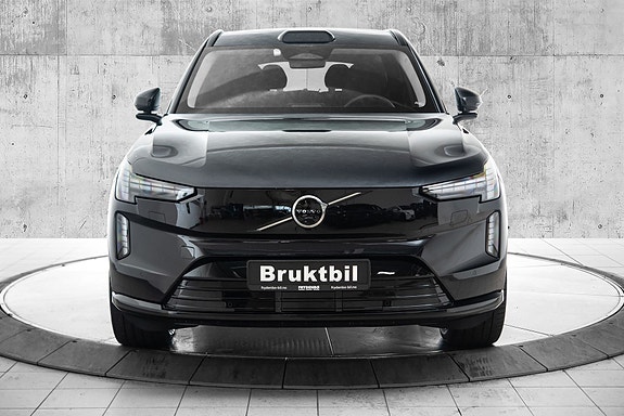 Volvo EX90 5 of 30