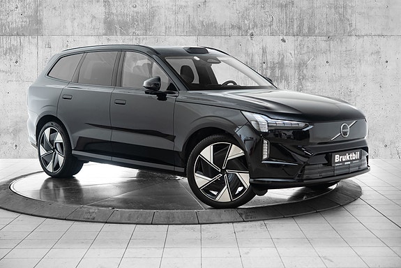 Volvo EX90 2 of 30