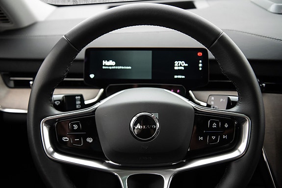 Volvo EX90 26 of 30