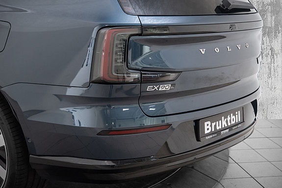 Volvo EX90 7 of 30