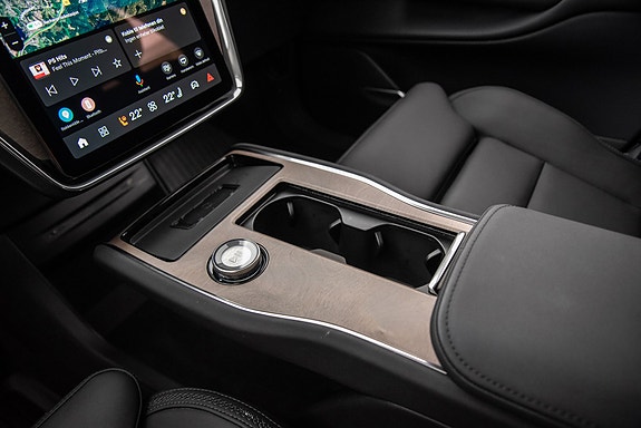 Volvo EX90 20 of 30