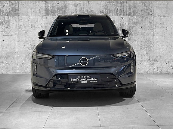 Volvo EX90 3 of 30