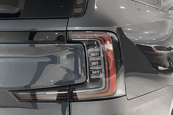 Volvo EX90 10 of 30