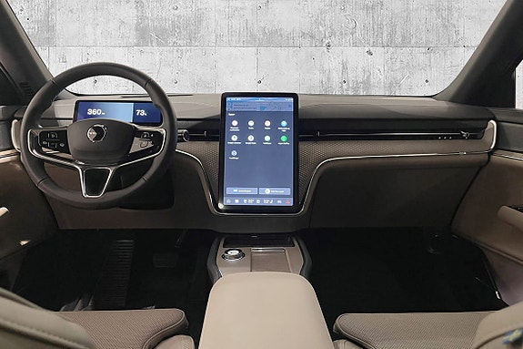 Volvo EX90 20 of 30