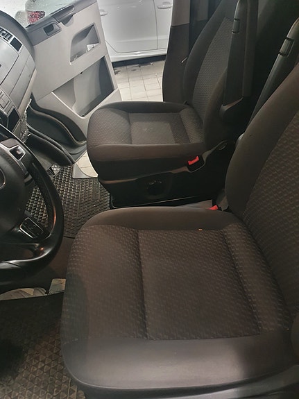 Volkswagen Transporter 5 of 7