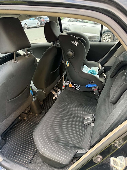 Toyota Yaris 11 of 26