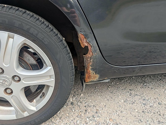 Toyota Yaris 6 of 26