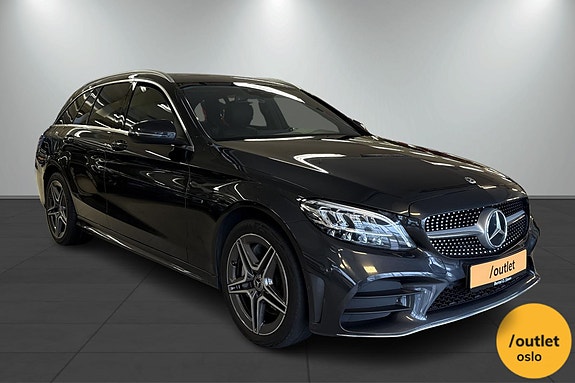 Mercedes-Benz C300 10 of 30
