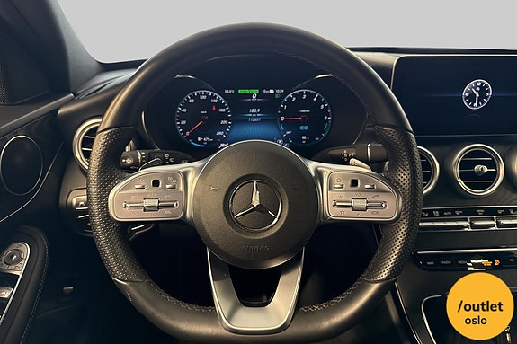 Mercedes-Benz C300 24 of 30