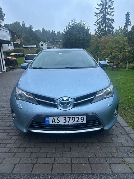 Toyota Auris 6 of 19