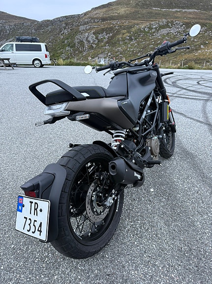 Husqvarna Svartpilen 401 5 of 8