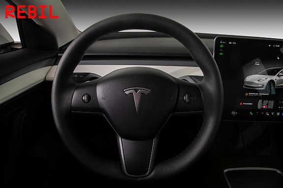 Tesla Model 3 12 of 27