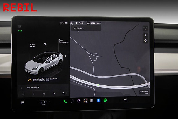 Tesla Model 3 15 of 27