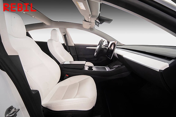 Tesla Model 3 23 of 27
