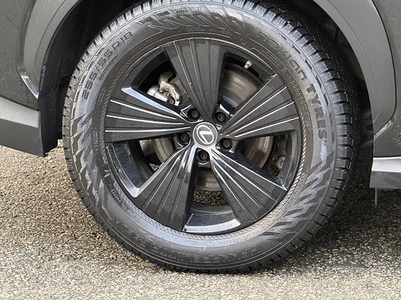 Lexus RZ450e 19 of 26