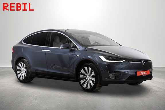 Tesla Model X 4 of 30