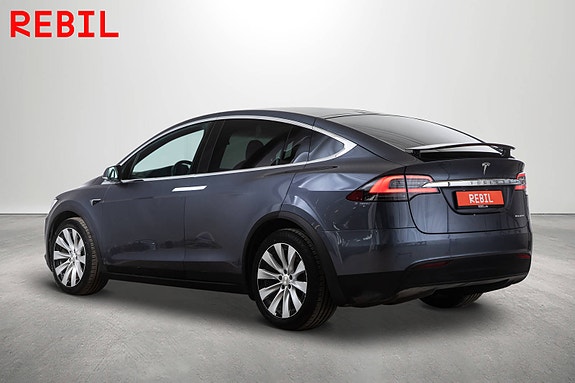 Tesla Model X 5 of 30