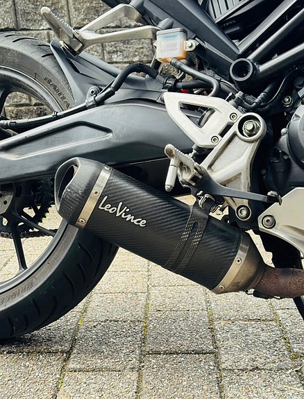 Honda CB 125 R 6 of 9