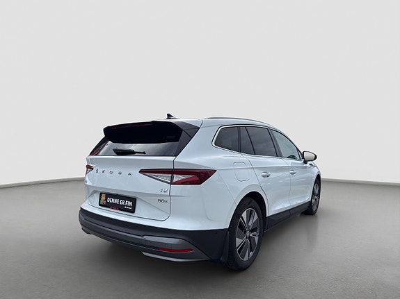 Skoda Enyaq 5 of 27